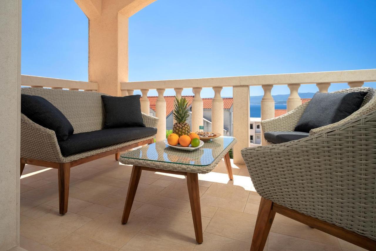 Hektorovic Poolside Apartments Bol Luaran gambar