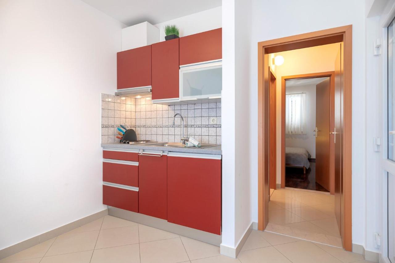 Hektorovic Poolside Apartments Bol Luaran gambar