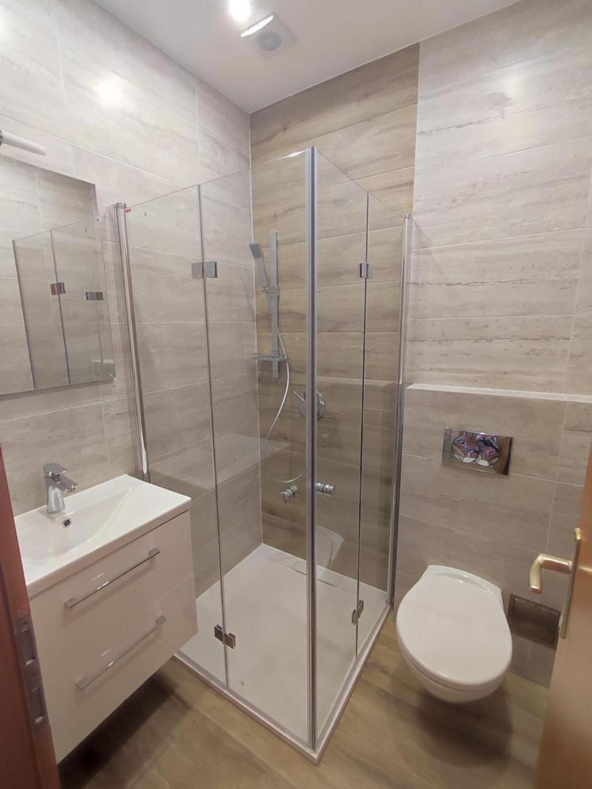 Hektorovic Poolside Apartments Bol Bilik gambar